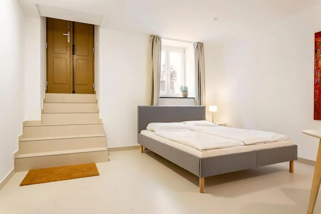Sleek Design In Trendy Mitte Daire Berlin